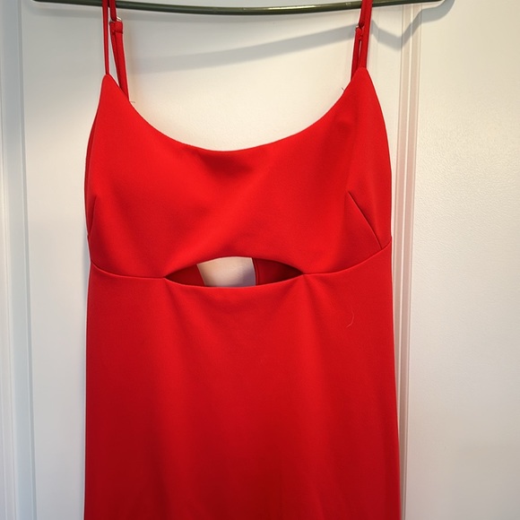 Worn once for wedding. Size 8 Betsy Adam dress. - Picture 2 of 4